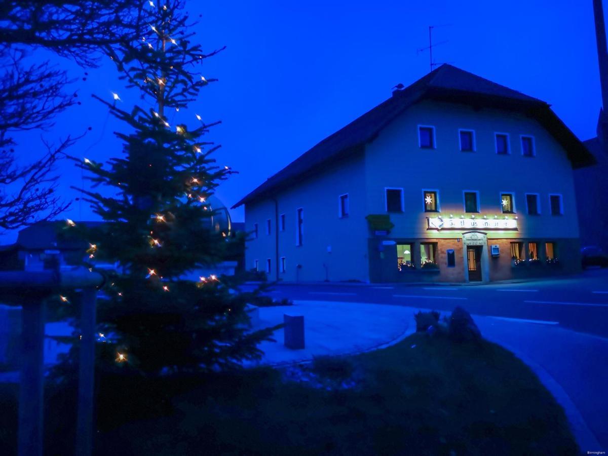 Ferien- Und Businesswohnung Relax Im Ersten Stock Sonnen Kültér fotó