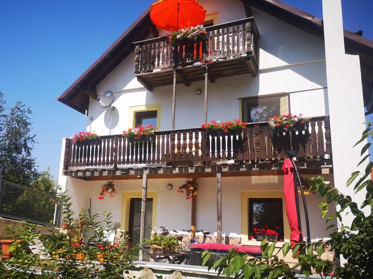 Ferien- Und Businesswohnung Relax Im Ersten Stock Sonnen Kültér fotó